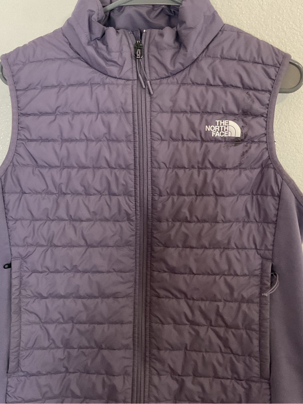 The North Face Quilted Logo Vest - Picture 7 of 12
